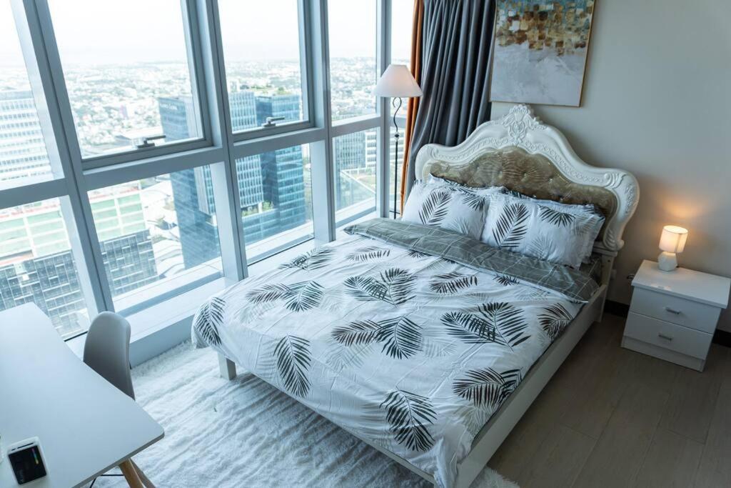 A2J Luxury 2Br Bgc Uptown Suite Near Uptown Mall Manila Exterior foto