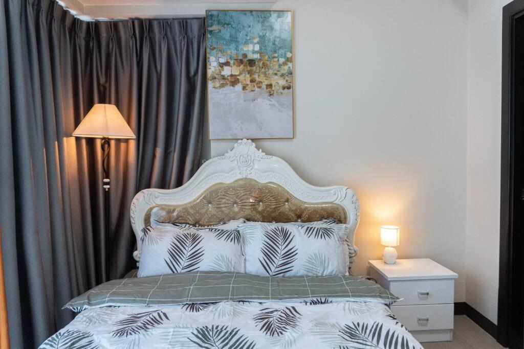 A2J Luxury 2Br Bgc Uptown Suite Near Uptown Mall Manila Exterior foto